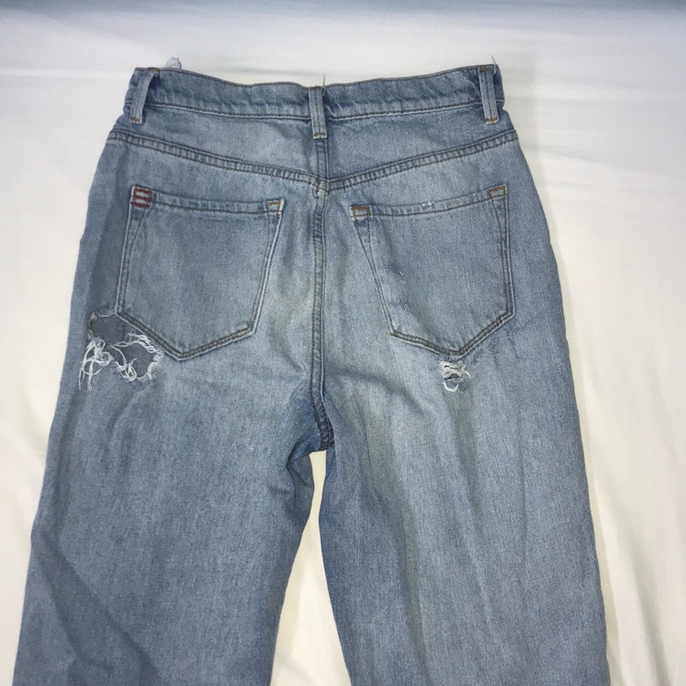 Mom Jeans - Picture 3 of 3